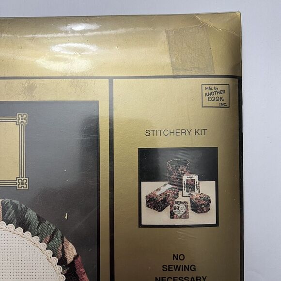 Vintage Old World Collection Cross Stitch Kit Floral Heart Sampler Stitchery - Picture 3 of 4